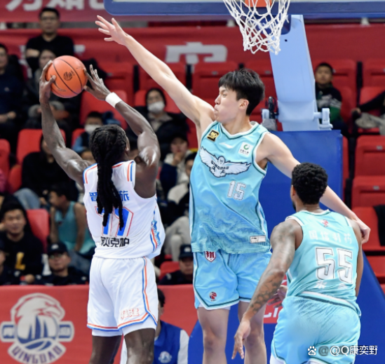 转会期CBA常规赛焦点战;广州队更衣室发声;震撼外界;轮换策略成焦点的简单介绍九游体育
