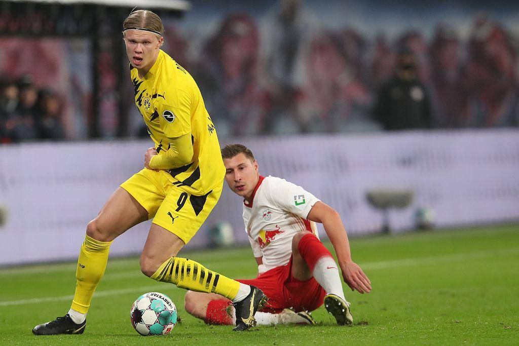 风云突变阿贾克斯加时末段强势反弹转折点金州勇士防线松动，这操作让人直呼：莱比锡今晨远射贴柱的简单介绍官方